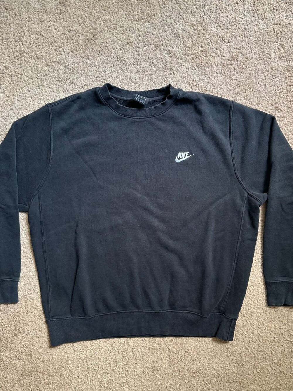 Nike Sweater Mens Large Crewneck Pullover Activewear Black Long Sleeve